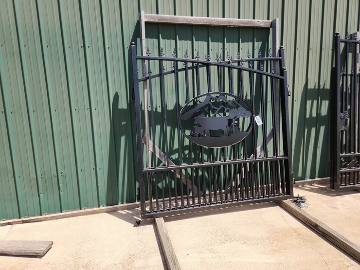 #368-•-14ft-bi-parting-gate-image-2