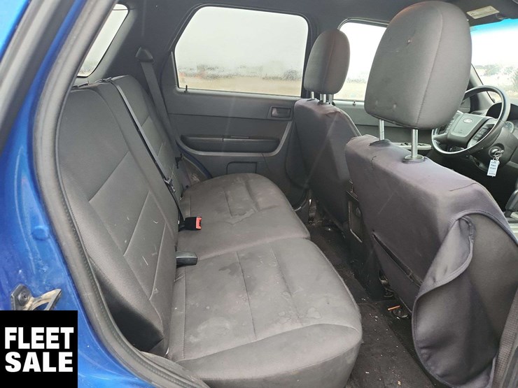 2012-ford-escape-image-16
