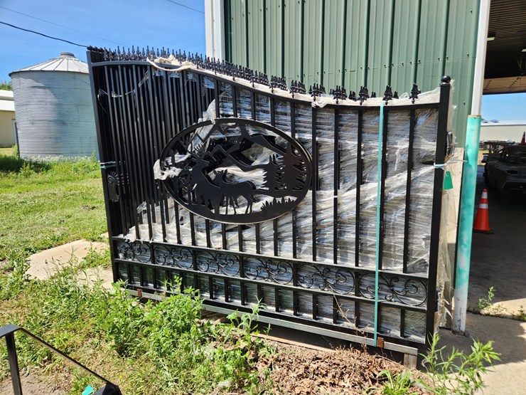 #369-•-20ft-bi-parting-gate-image-1