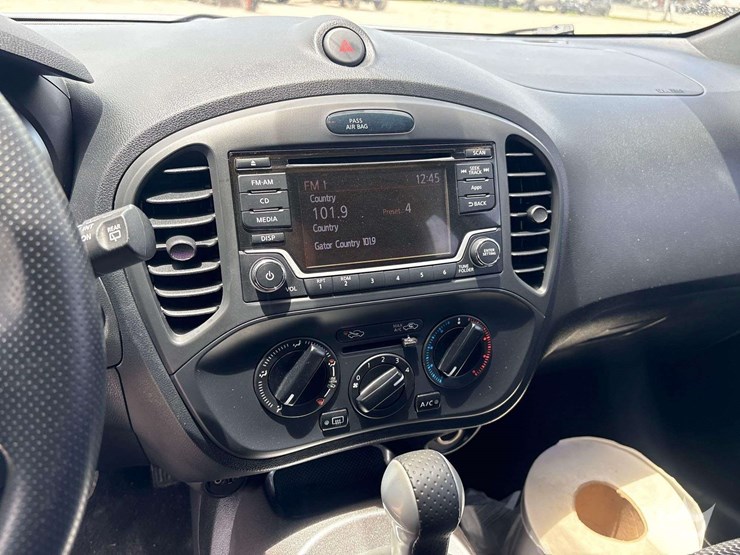 2015-nissan-juke-image-16