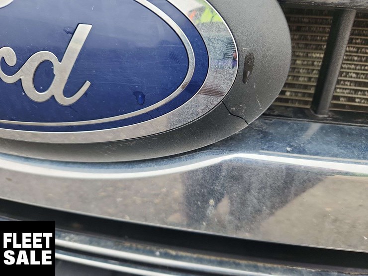 2021-ford-f550-image-42