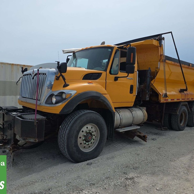 2010 INTERNATIONAL WORKSTAR 7600