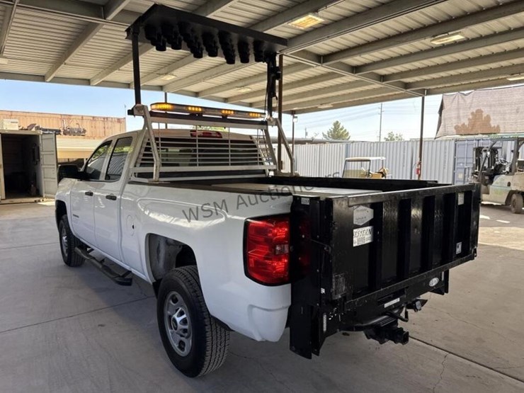 2015-chevrolet-silverado-2500hd-image-6