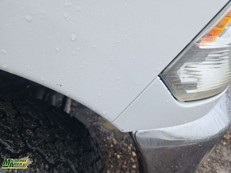 2017-dodge-3500-image-31