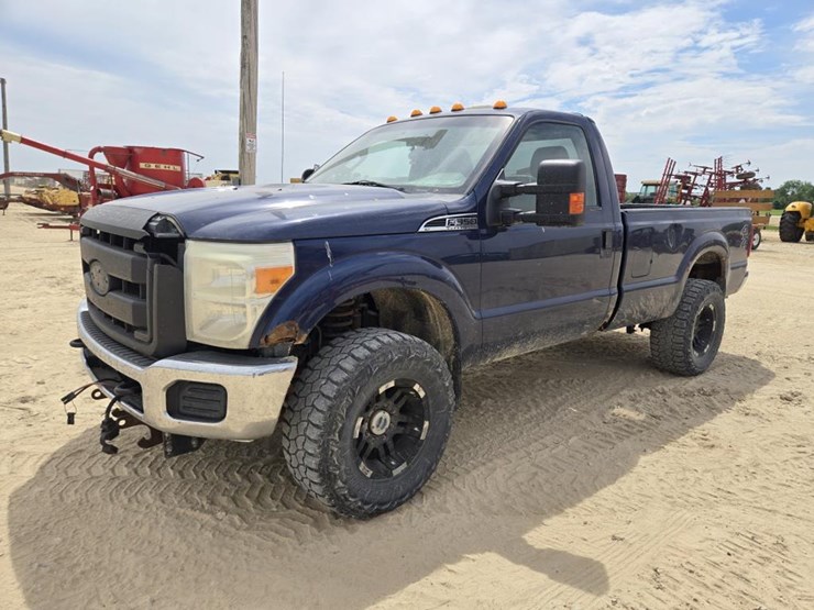 2011-ford-f350-image-1