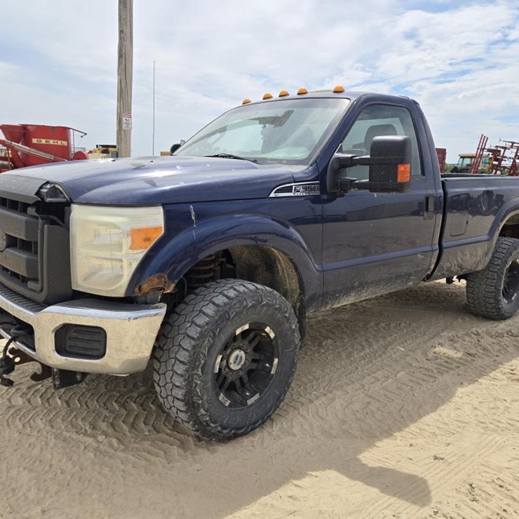 2011 FORD F350