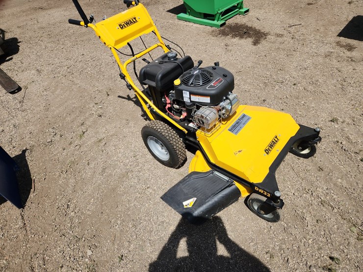 #376-•-dewalt-walk-behind-mower-image-6