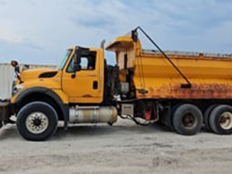 2010-international-workstar-7600-image-5