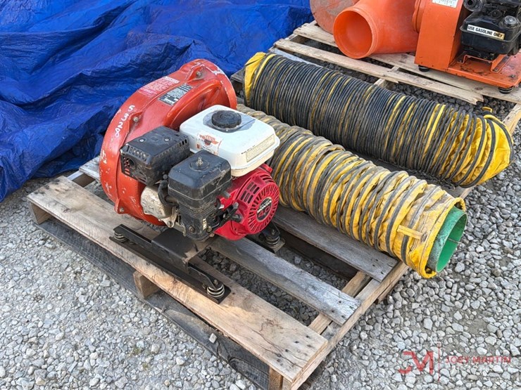 man-hole-blower-image-2