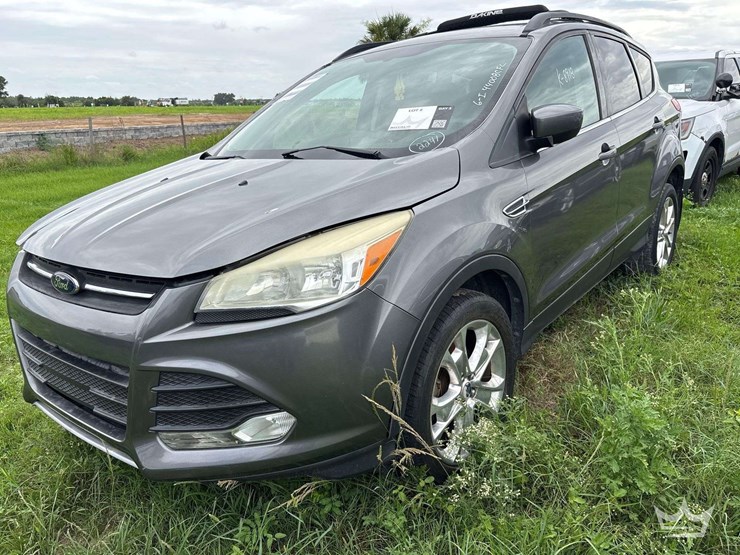 2013-ford-escape-image-1