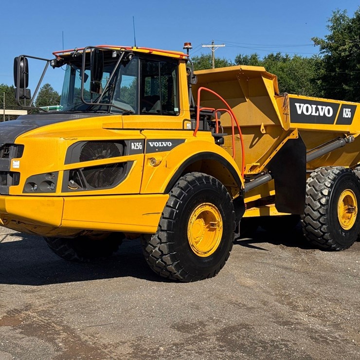 2019 VOLVO A25G