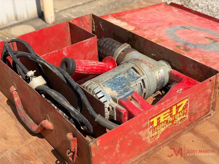 hilti-electric-hammer-drill-with-case-image-1