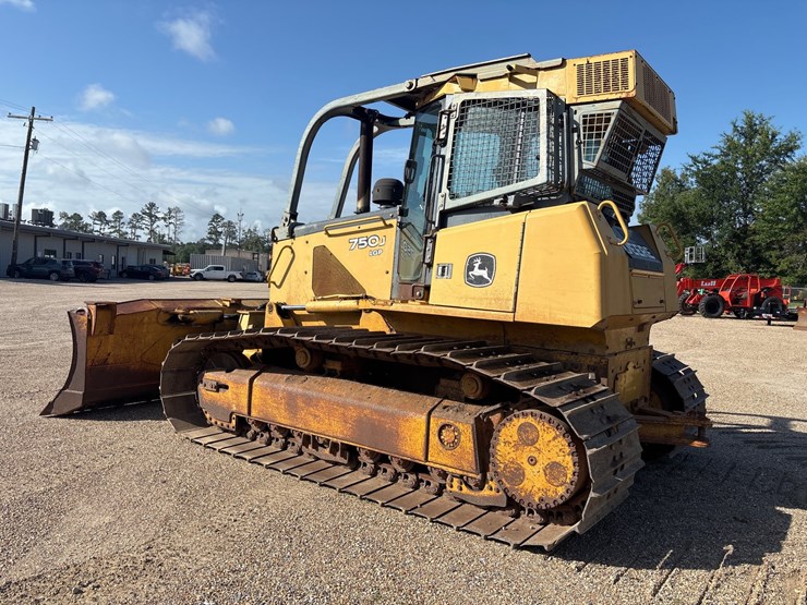 deere-750j-image-4