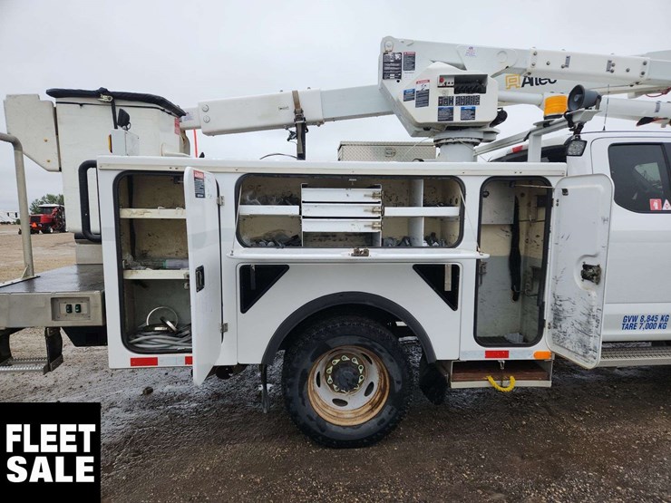 2019-ford-f550-image-34
