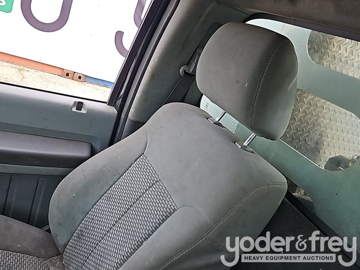 2015-ford-f350-sd-image-24