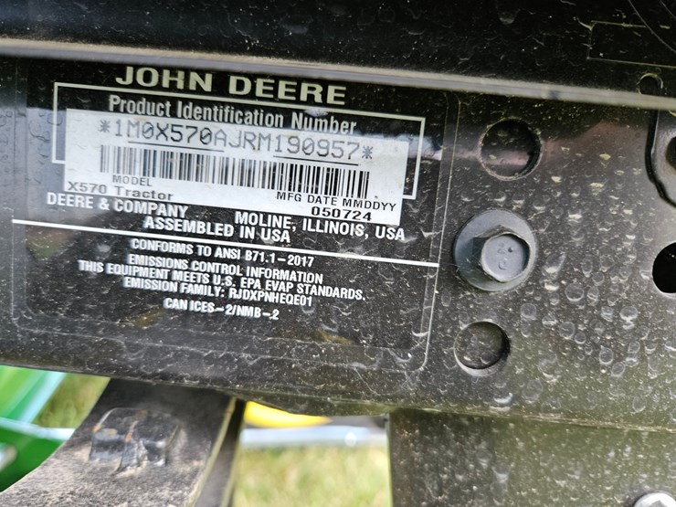 john-deere-x570-image-28