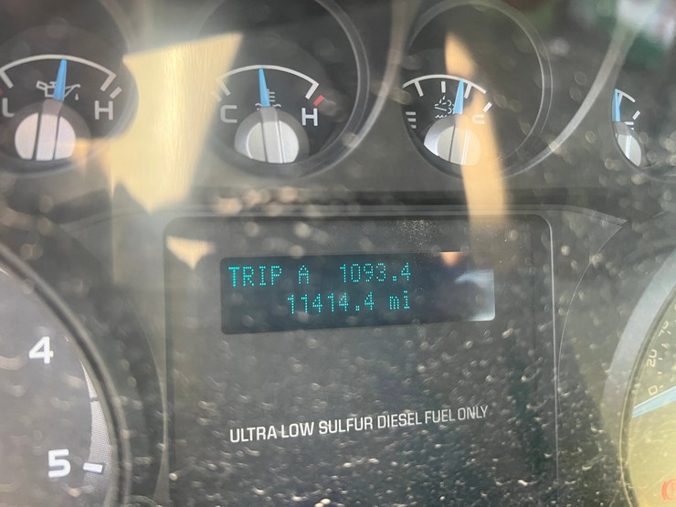 2012-ford-f650-image-7