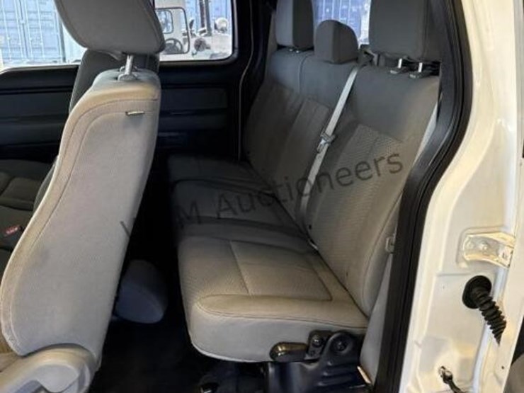 2014-ford-f150-image-24
