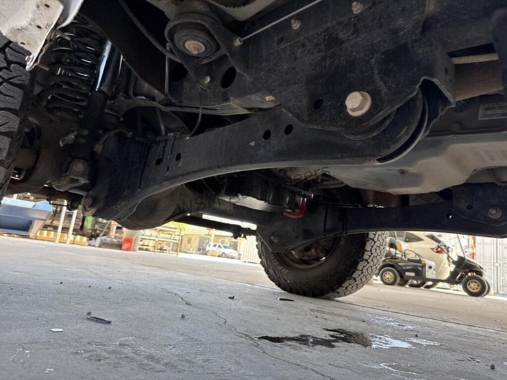 2014-ford-f350-image-31