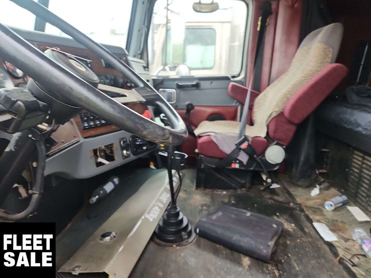 2009-western-star-4900-image-5