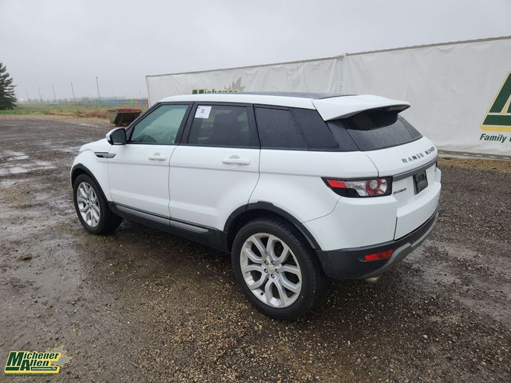 2014-land-rover-range-rover-image-3