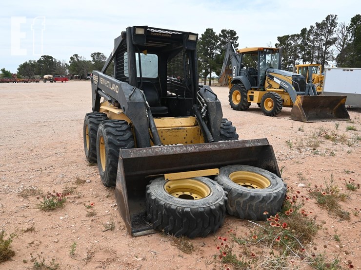 new-holland-658-image-6
