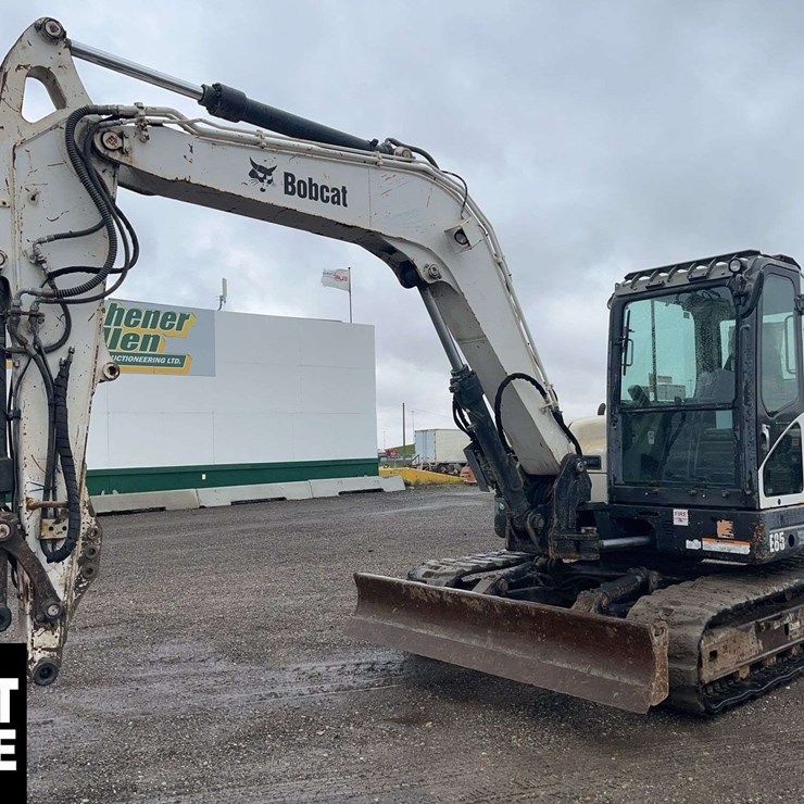 BOBCAT E85
