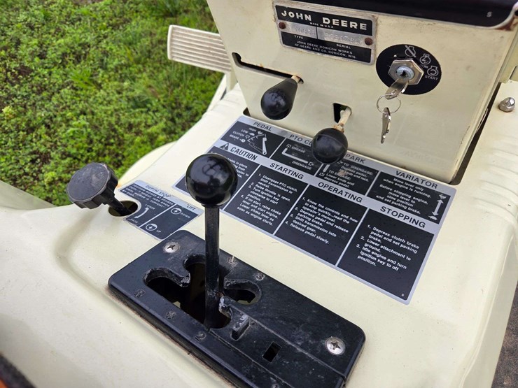 john-deere-112-image-13