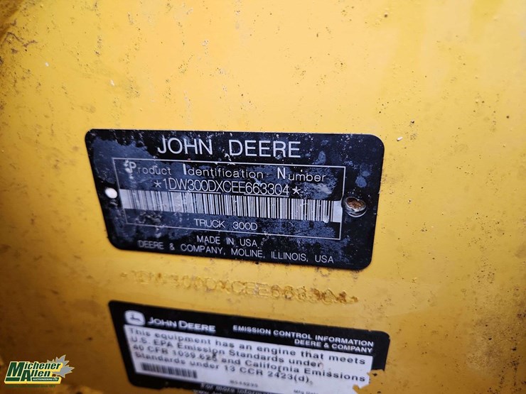2014-deere-300d-image-11