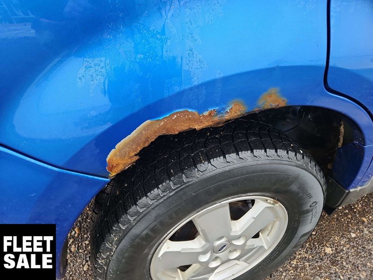 2012-ford-escape-image-26