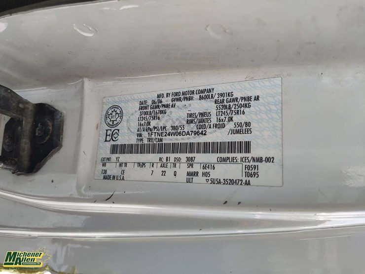 non-operable-2006-ford-e-250-cargo-van-image-43