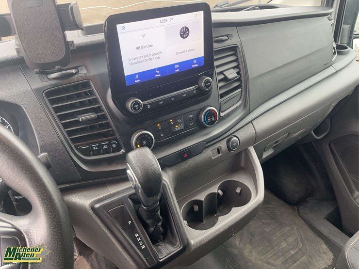 2020-ford-transit-image-15