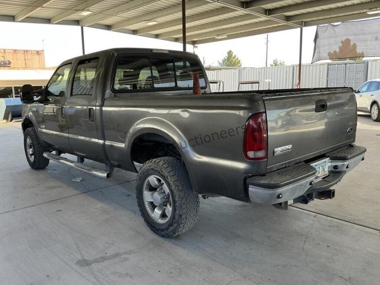2004-ford-f350-image-5