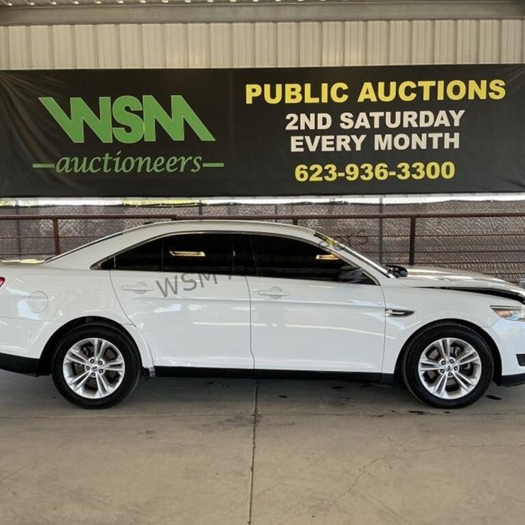 2017 Ford Taurus SE SDN