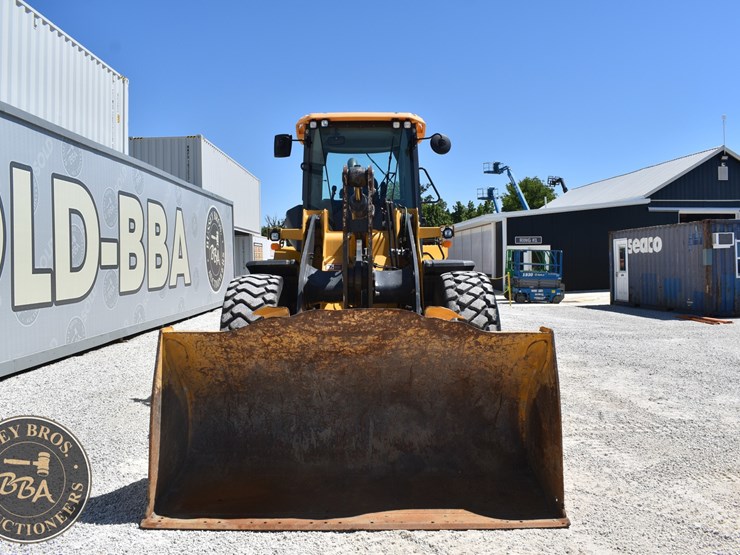 2021-deere-524-p-tier-image-8