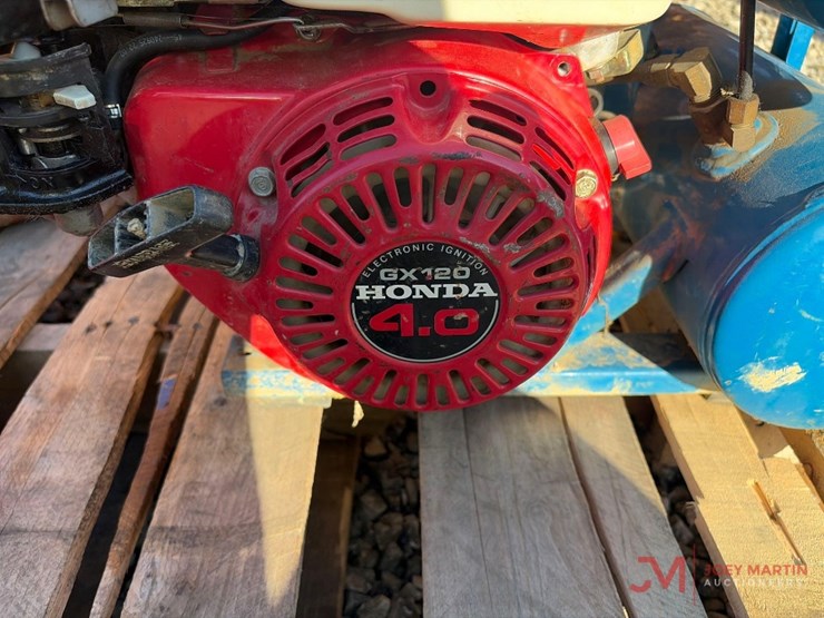 air-mate-gas-powered-air-compressor-image-4