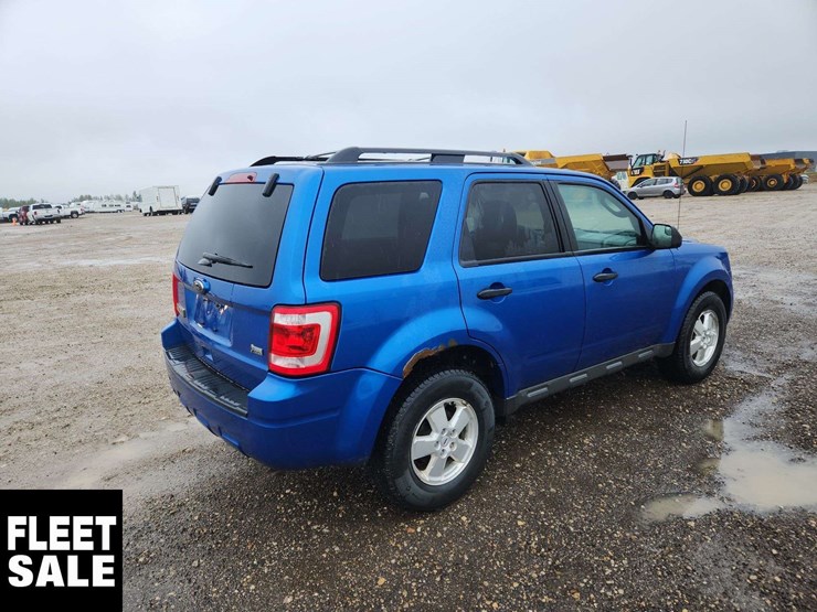 2012-ford-escape-image-4