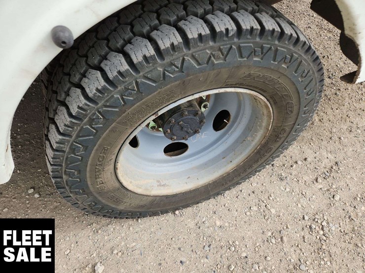 2019-ford-f550-image-11