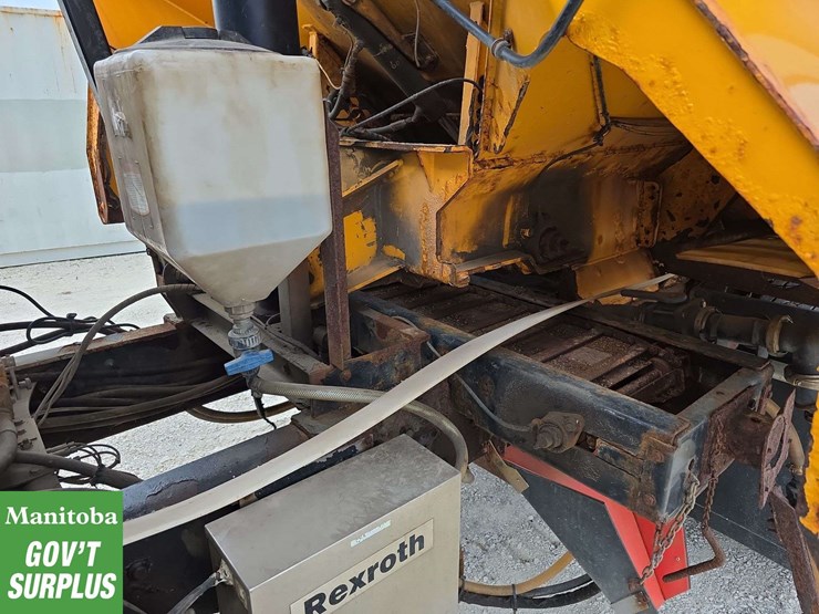 2010-international-workstar-7600-image-12