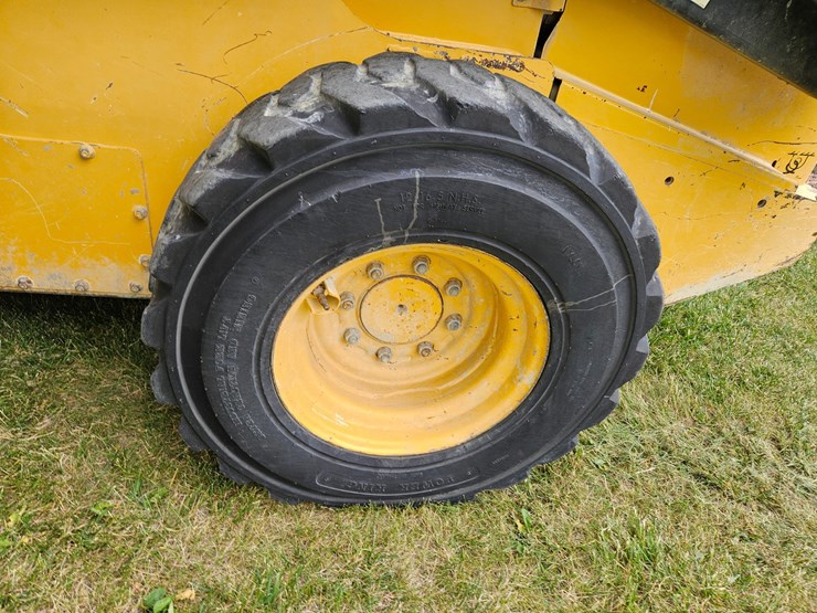 deere-326d-image-17