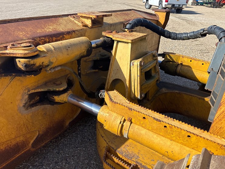 deere-750j-image-5