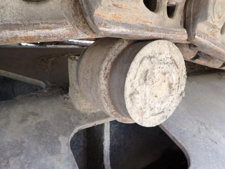 2009-deere-270d-lc-image-44