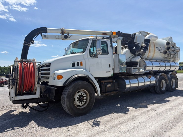 2002-sterling-l7500-image-1