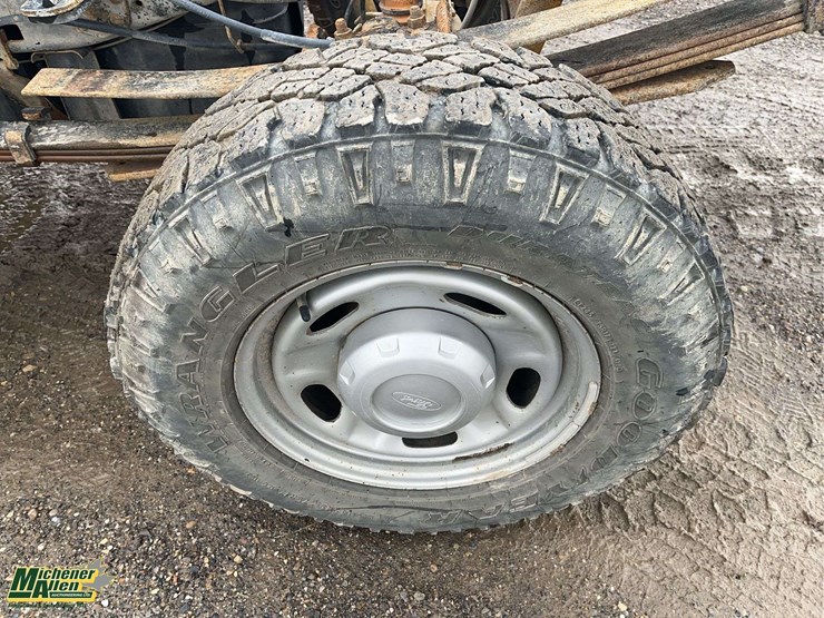 2010-ford-f350-image-10