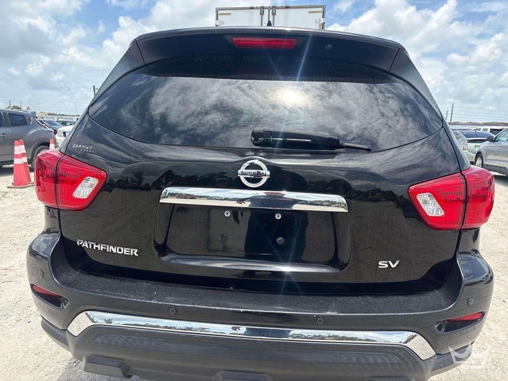 2019-nissan-pathfinder-image-17