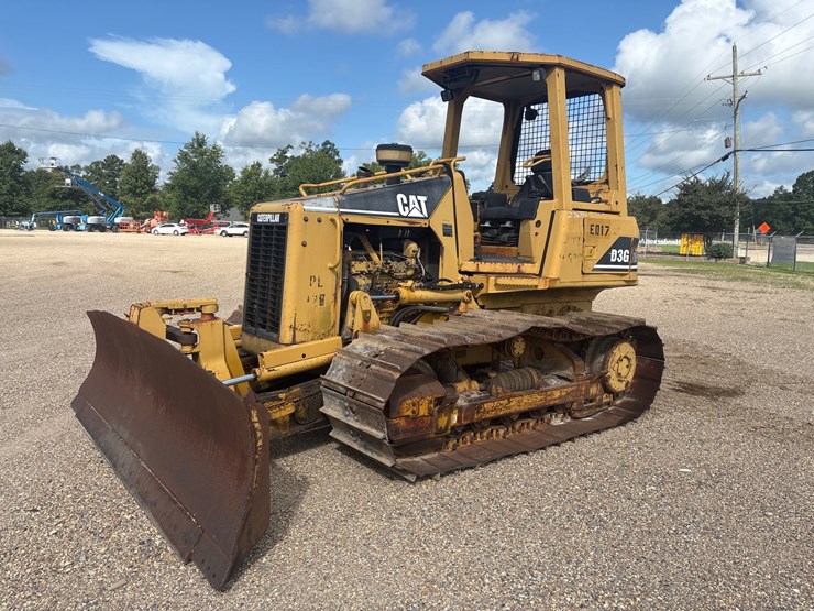 caterpillar-d3g-lgp-image-1