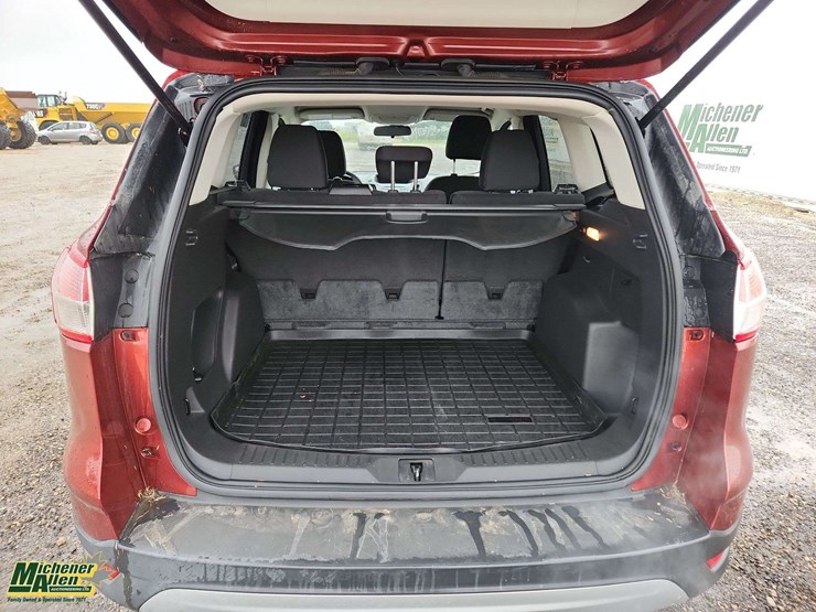 2016-ford-escape-image-8