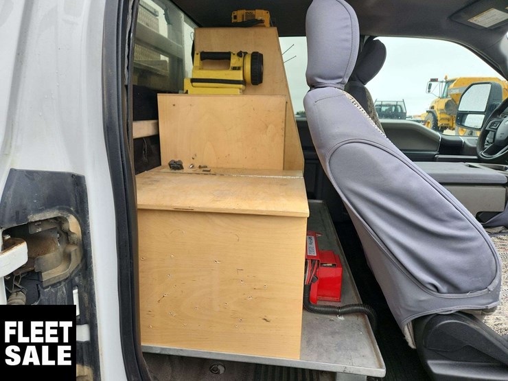 2019-ford-f550-image-16
