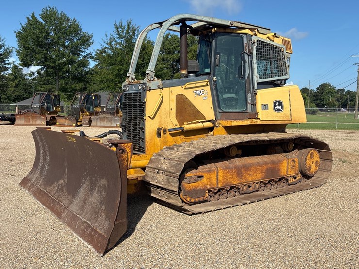 deere-750j-image-1