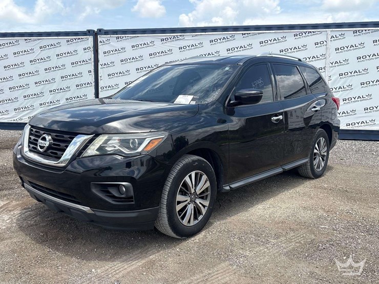 2019-nissan-pathfinder-image-1